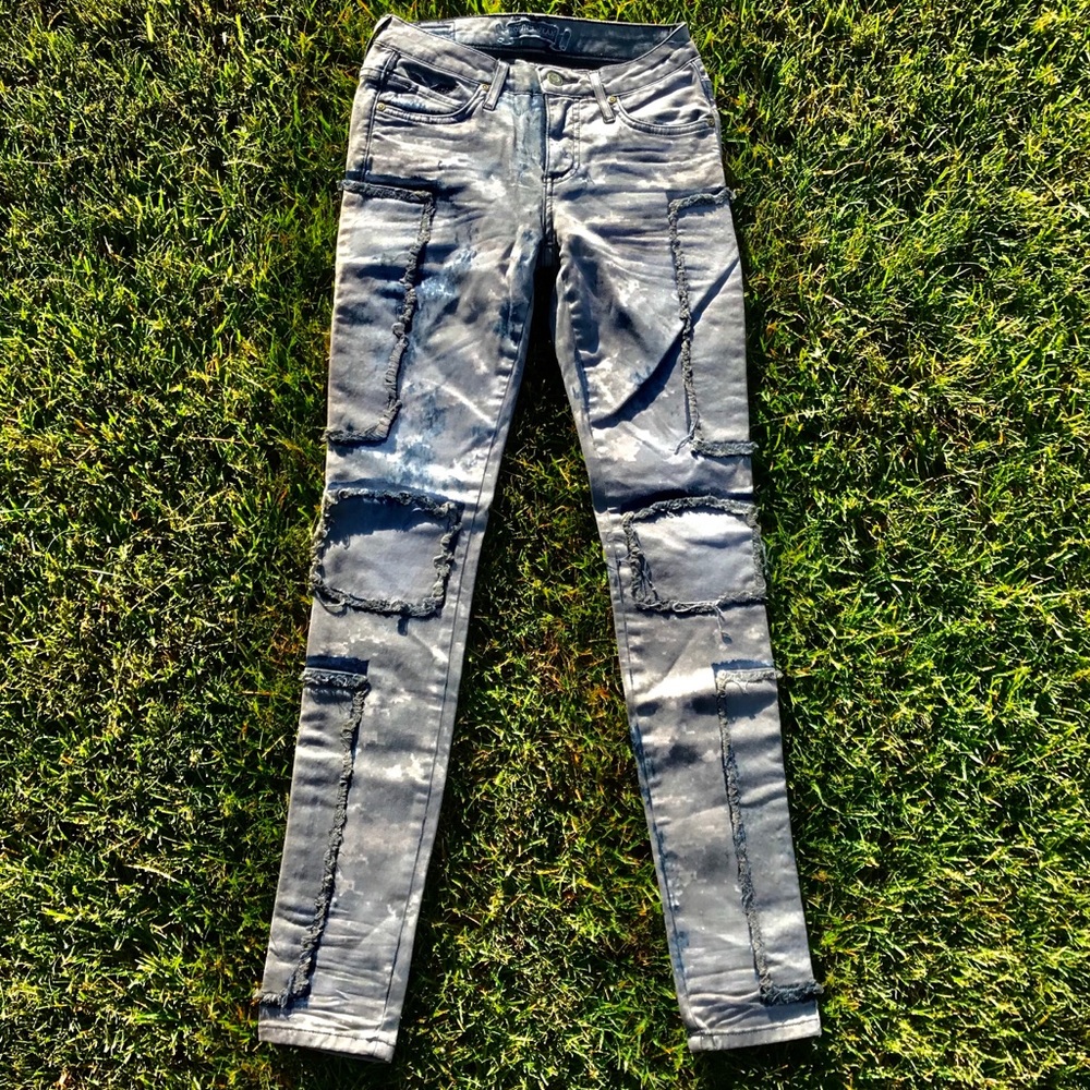 Robins Antique Style Jean